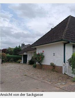 großzügiges Einfamilienhaus mit Ausbaureserve in ruhiger Wohnlage - Barsbüttel