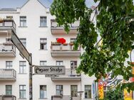 Hohe Decken, niedriger Preis. 4.150 EUR/m² im Samariterkiez für vermietete Wohnung in super Zustand. - Berlin