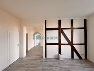 Komplett renovierte 4 Zimmer Wohnung, neue EBK, Balkon - Stralsund