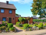 Gepflegtes Reihenendhaus mit Garage in bevorzugter Lage von Heide - Heide