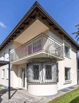 Provisionsfreies Stilvolles Einfamilienhaus mit Garage, Einliegerwohnung, Sauna und Partyraum! - München