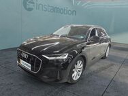 Audi Q8, 45 TDI qu, Jahr 2023 - München