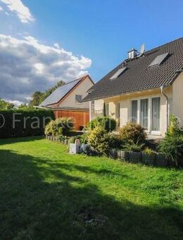 Niedersedlitz - 2005 erbautes, bezugsfreies Einfamilienhaus mit Garage - Dresden