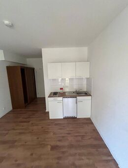 Gemütliche 1-Zimmer-Wohnung mit Einbauküche und Stellplatz in Horn-Bad Meinberg - Sofort verfügbar! - Horn-Bad Meinberg