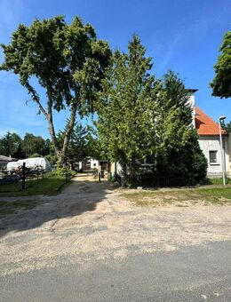 Freistehendes Mehrfamilienhaus mit Anbau und ausgebautem Dachgeschoss in Mirow - Mirow