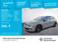 VW Golf, 1.5 TSI VIII Style LANE TRAVEL, Jahr 2020 - Dresden