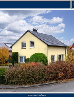 Ein-/ Zweifamilienhaus | Bj. 1962 | ca. 119 m² | 870 m² Grundstück | Garage + Carport | Peckeloh - Versmold