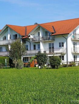 Große preisgünstige 6 Zimmer Eckwohnung mit 3 großen Balkonen, sofort beziehbar - Tannheim