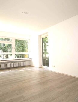 Attraktive renovierte 3 Zimmer Wohnung in Hadern - München