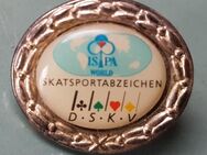 y03) DSKV ISPA Skat Sportabzeichen Silber - PIN Stecker Sticker Anstecker Button - Garbsen