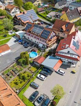 Ensemble aus einem MFH und zwei WGHs - Immendingen