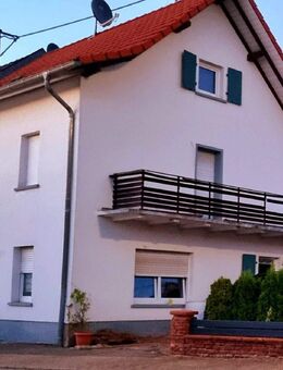 Losheim am See: Einfamilienhaus in ruhiger Lage mit Garten! - Losheim (See)