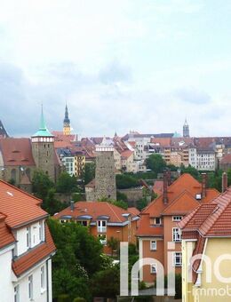Sonnige 2-RWE im DG mit moderner EBK in der Leibnizstraße - Bautzen