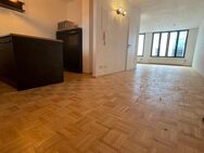 Exklusive, helle 1,5-Zimmer Wohnung mit gehobener Innenausstattung im Herzen Stuttgarts - Stuttgart
