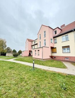 Attraktive 3-Raum-Wohnung im Herzen von Radegast - ideal für Paare, kleine Familien oder Homeoffice-Lösungen - Südliches Anhalt