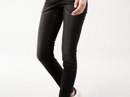 KangaROOS 5-Pocket-Jeans SUPER SKINNY HIGH RISE knöchellang, mit Used-Optik, hohe Leibhöhe