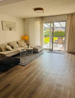 Duisburg-Buchholz: Einfamilienhaus mit 6-Zimmern und Traumgarten! - Duisburg