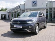 VW T-Cross, 1.5 TSI Life, Jahr 2023 - Grimmen