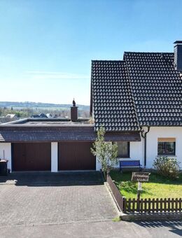 Einmaliges Einfamilienhaus mit Einliegerwohnung und atemberaubendem Blick ins Bergische Land - Reichshof