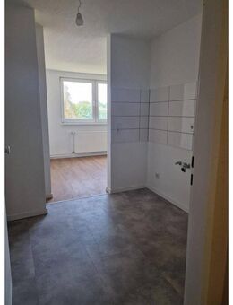 Frisch renovierte Dachgeschosszimmerwohnung in Uninähe zu vermieten - Dortmund