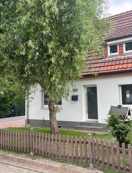 Sanierte Doppelhaushälfte in Ganderkesee Bookholzberg zu verkaufen - Ganderkesee