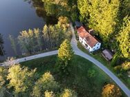 Renovierungsbedürftiges Haus in einmaliger und idyllischer Lage am See - Ebersberg