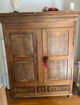 Antiker Geschirrschrank - Saarlouis