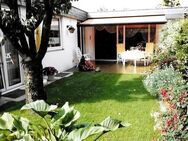 **Charmantes Eigenheim mit großzügigem Garten und sonniger Terrasse** - Köln