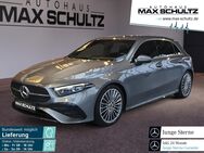 Mercedes A 200, Kompaktlimousine AMG, Jahr 2023 - Weimar