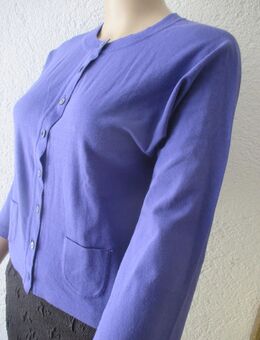 NEU * Elegant * klassisch * Seiden * Feinstrick * Strickjacke * Strick * Jacke * Cardigan * Pullover "MARCCAIN" Gr. 34- 36/ XS- S * lila - purple - veilchen * - Riedlingen