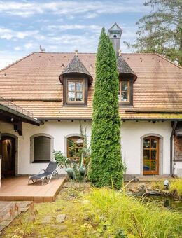 AIGNER - Großzügiges Einfamilienhaus mit schönem Garten in sehr zentraler Lage in Neufahrn! - Neufahrn (Freising)