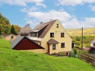 Panoramablick von Rothenthal aus - Gepflegte Doppelhaushälfte mit großem Garten und neuem Carport - Olbernhau