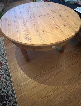Couchtisch Holz 110cm Tisch weichholz Schubladen - Flensburg