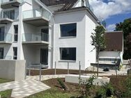 SOFORT BEZUGSFERTIG - Neubau Dachgeschoss-Maisonette-Wohnung mit 2 Dachterrassen in Planegg - Neuried (Bayern)
