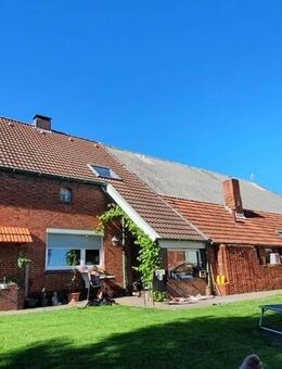 Herrliche Lage! Resthof in Kanallage mit 1,5Ha Weide und Gästehaus - Großefehn