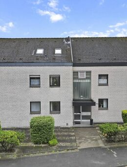 Kapitalanlage: 2 - Zimmer DG Wohnung in Paderborn mit Balkon & Garage - Paderborn