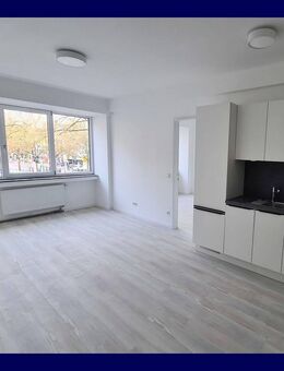 Modernes City-Apartment mit Neubau-Ausstattung, Einbauküche, neues Bad mit Walk-In-Dusche, Aufzug - Aachen