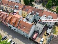 IMMOBERLIN.DE - 15,6 fach! Gepflegtes Wohn- + Geschäftshaus in exzellenter Altstadtlage - Nauen