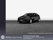 Mazda 3, FASTBACK e 150 M HYBRID DRIVE EXCLUSIVE-LINE 110ürig, Jahr 2024 - Hannover