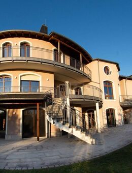 Architektonisches Meisterwerk in Parkstein - luxuriöses Wohnen in perfekter Harmonie - Parkstein