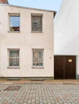 Kapitalanlage: Mehrfamilienhaus mit Potenzial in zentraler Lage von Rendsburg - Rendsburg