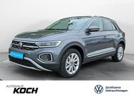 VW T-Roc, 1.0 TSI Style, Jahr 2023 - Öhringen