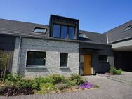 NEUBAU-Erstbezug: Moderne Doppelhaushälfte mit Terrasse und Garten in neugestalteter Hofanlage! - Leverkusen