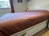 Ikea king bed with storage - Frankfurt (Main)