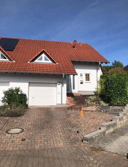 Gepflegte Doppelhaushälfte in Schönenberg-Kübelberg - Schönenberg-Kübelberg