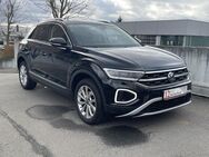 VW T-Roc, 1.5 TSI OPF Style, Jahr 2023 - Rüsselsheim