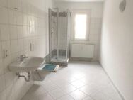 2 Raum Wohnung mit großem Badezimmer und Dusche - Chemnitz