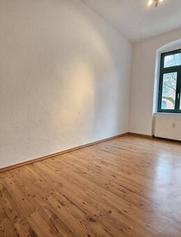 Ruhig Gelegen mit Balkon und 2 Monate mietfrei - Chemnitz