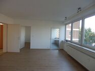 Von Privat: Neu renovierte Wohnung 4 Z/K/B 100 m2 - Bitburg