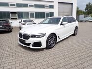 BMW 530, 7.5 i M Sport UPE 7eadUp, Jahr 2022 - Dresden